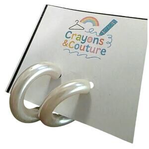 Vintage Avon Chunky Pearlescent Hoop Earring Pierced Minimalist Retro GorpCore